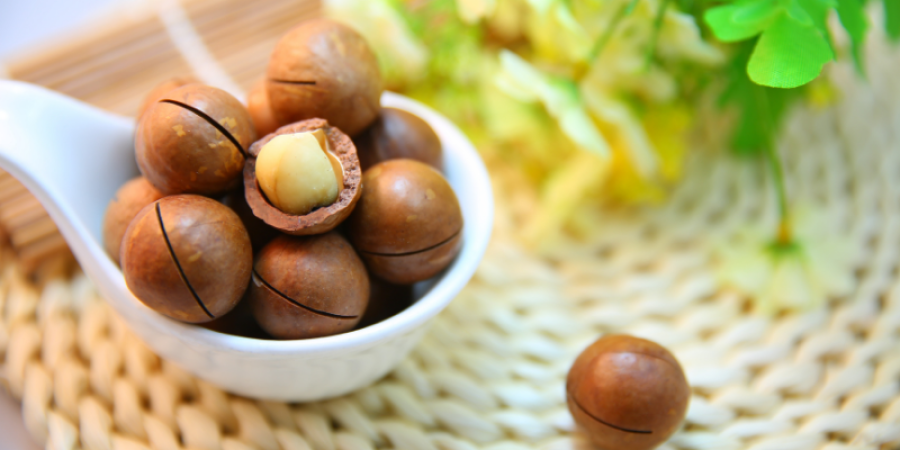 Determinación de macamidas y macaenos en productos de Maca