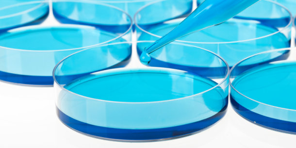 Análisis microbiológicos y de biocompatibilidad en la industria de los dispositivos médicos