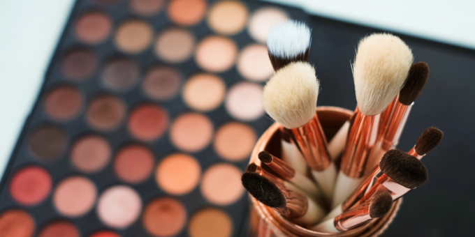 PFAS en cosméticos: Nuevas regulaciones e impacto en la industria